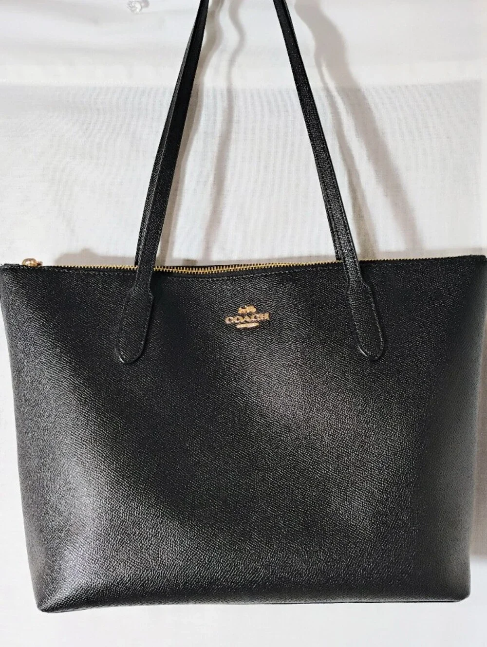 Coach Gallery Cross-grain Leather Zip Top Tote
